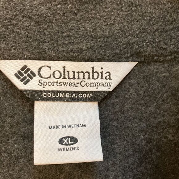 Columbia Women’s Gray Zip up Fleece Jacket - Picture 8 of 8